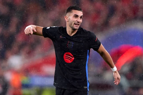 تقارير: فيران توريس يرفض عرضا مغريا من الدوري السعودي